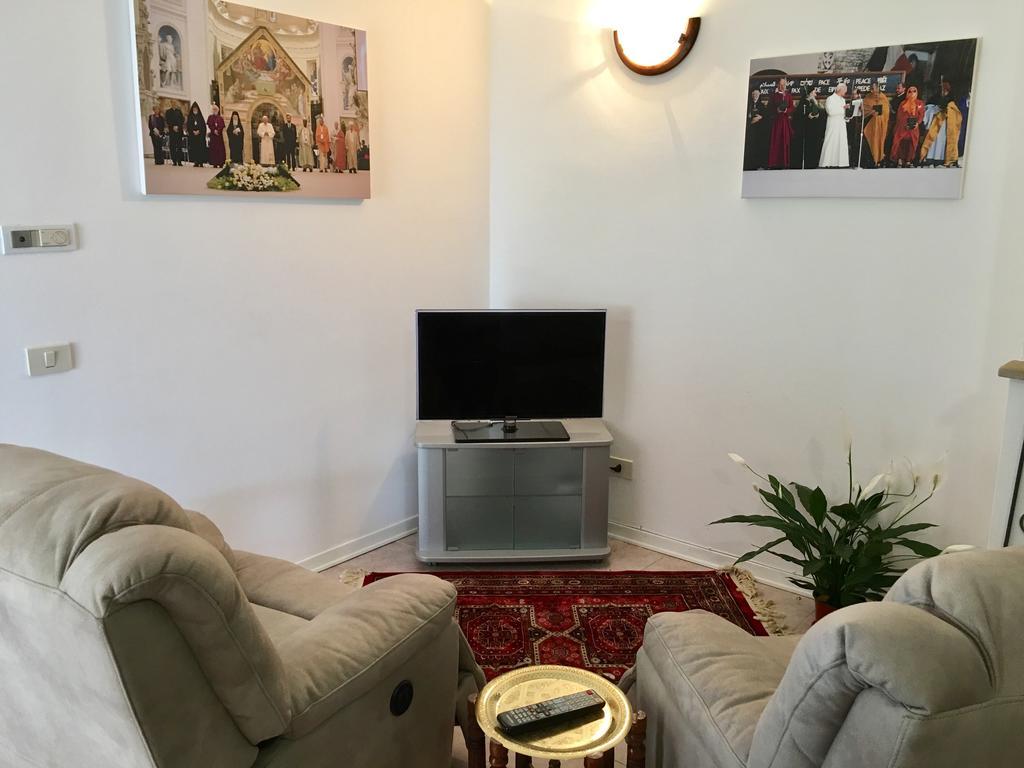 Assisi Villa Randr San Vitale ภายนอก รูปภาพ